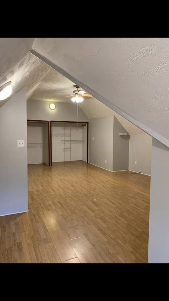 1044 N 8th St - Photo 4 of 16