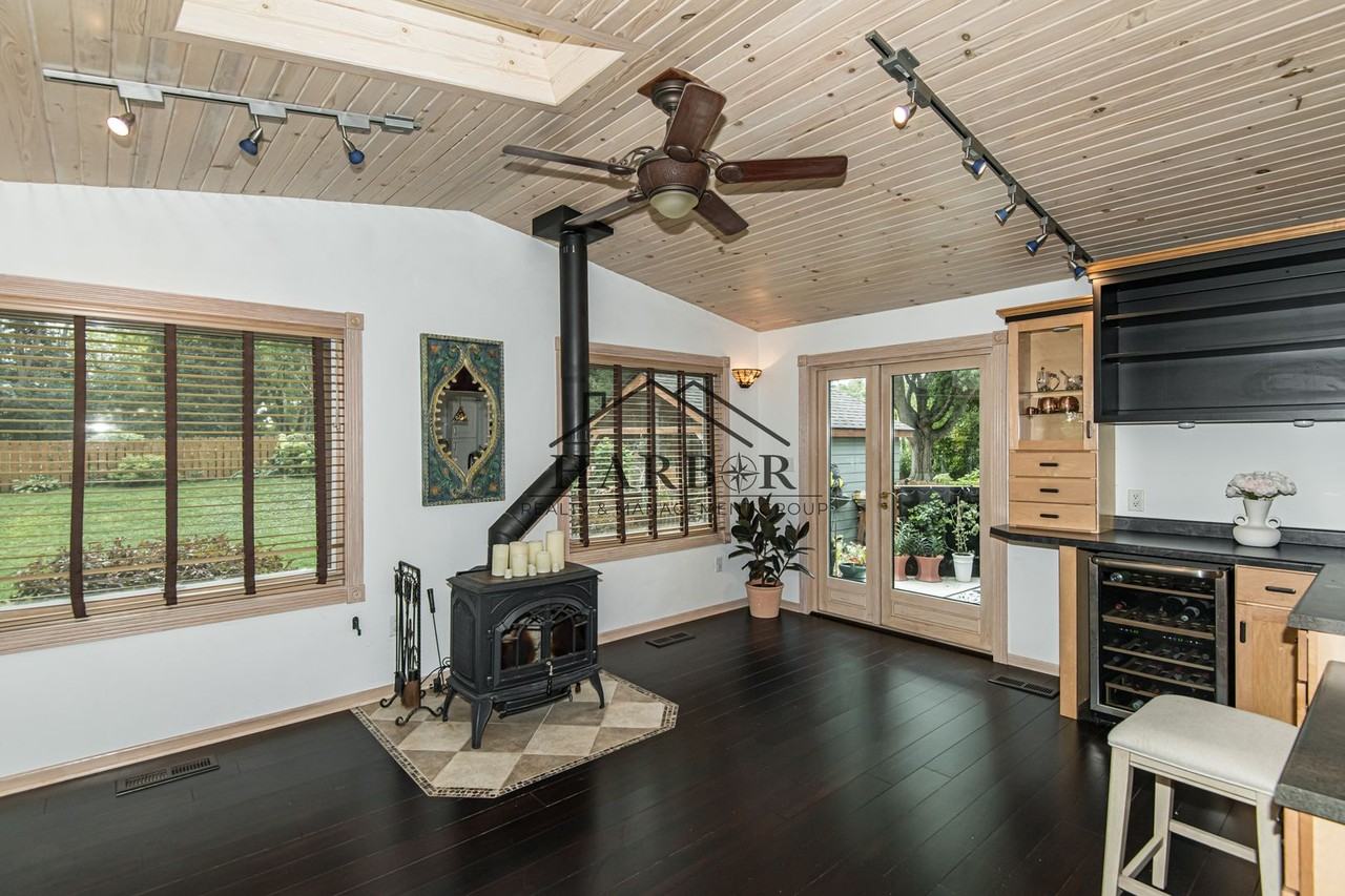 2418 5th Ave Nw - Photo 7 of 32