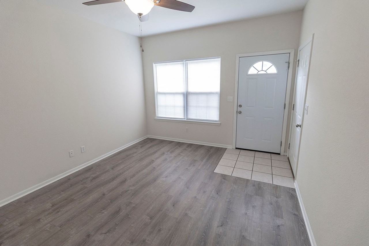 5000 Derby Ridge Dr #307 - Photo 3 of 28