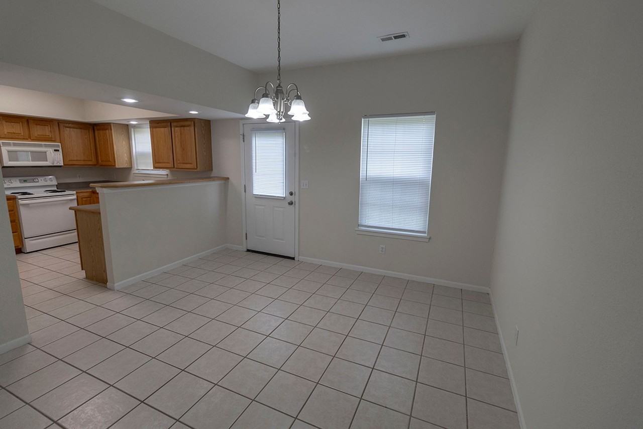 5000 Derby Ridge Dr #307 - Photo 5 of 28