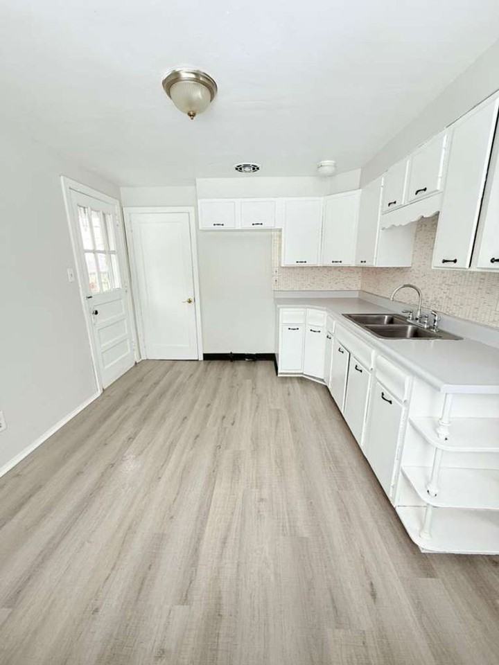 456 Lee Dr - Photo 5 of 20