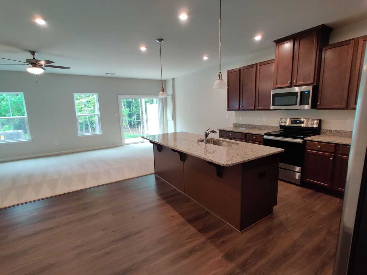 12736 Prestonfield Dr - Photo 3 of 22