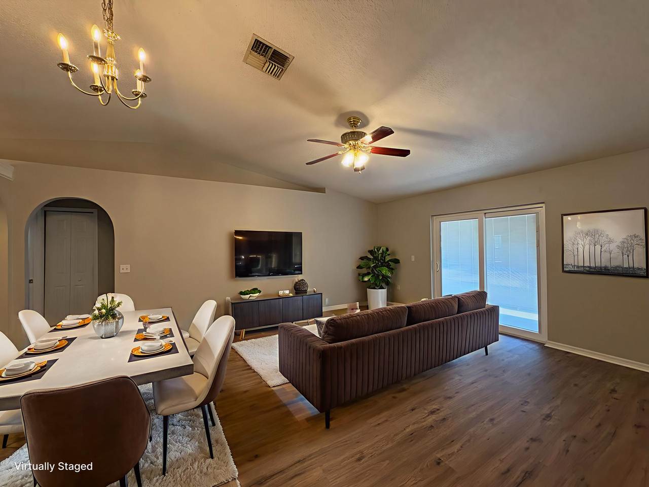 3605 Stonefield Dr - Photo 3 of 19