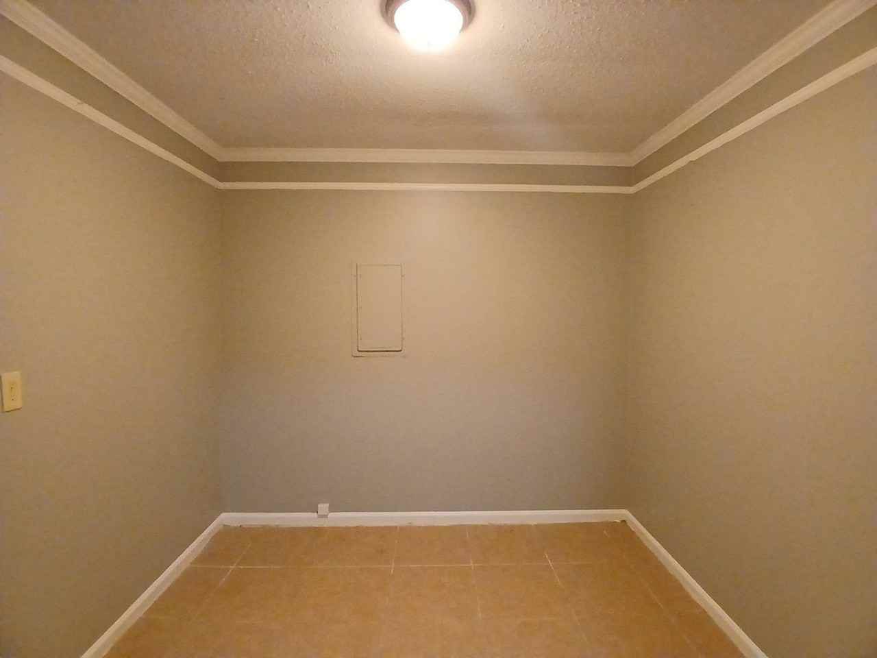 6764 Boylston Dr - Photo 6 of 14