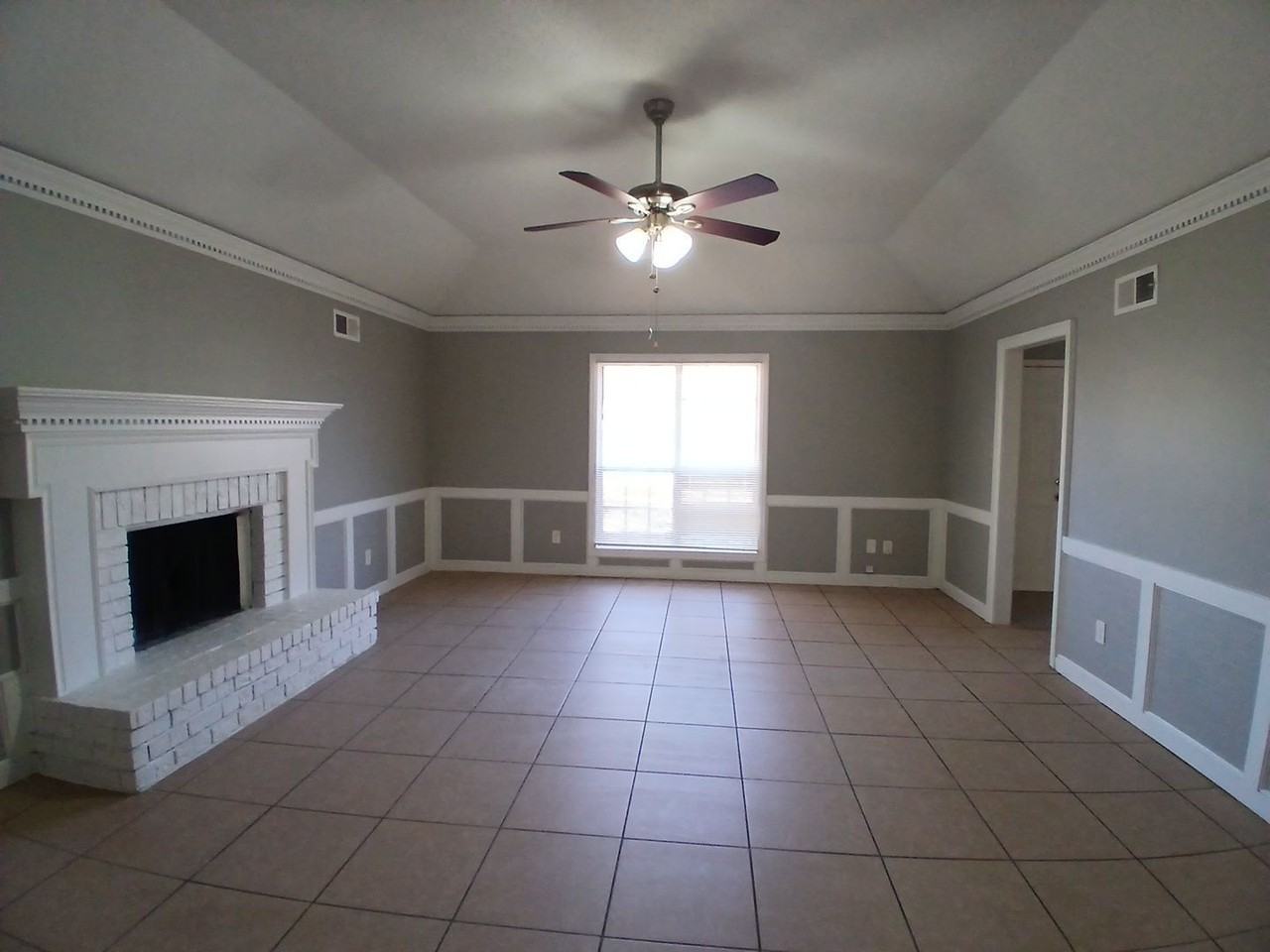 6764 Boylston Dr - Photo 7 of 14