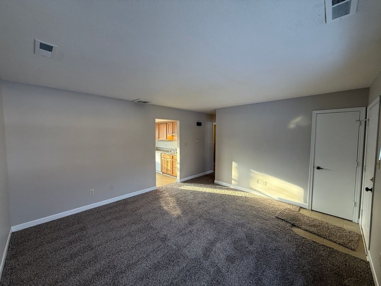 6915 Salge Dr - Photo 3 of 20