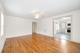 1275 Bagwell Dr - Photo 1 of 1