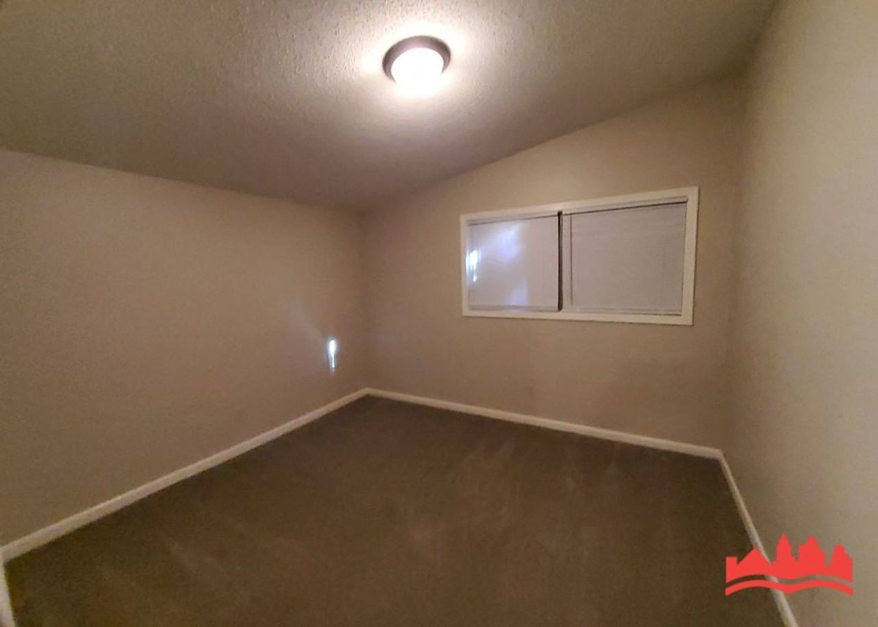 3442 Knight Rd - Photo 7 of 28