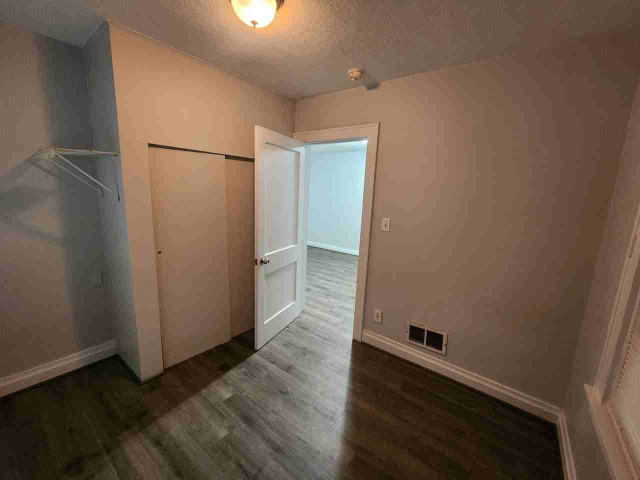 1490 Clara Ave - Photo 7 of 14