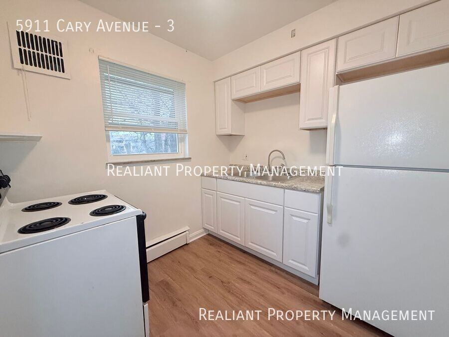 5911 Cary Ave #3 - Photo 4 of 10