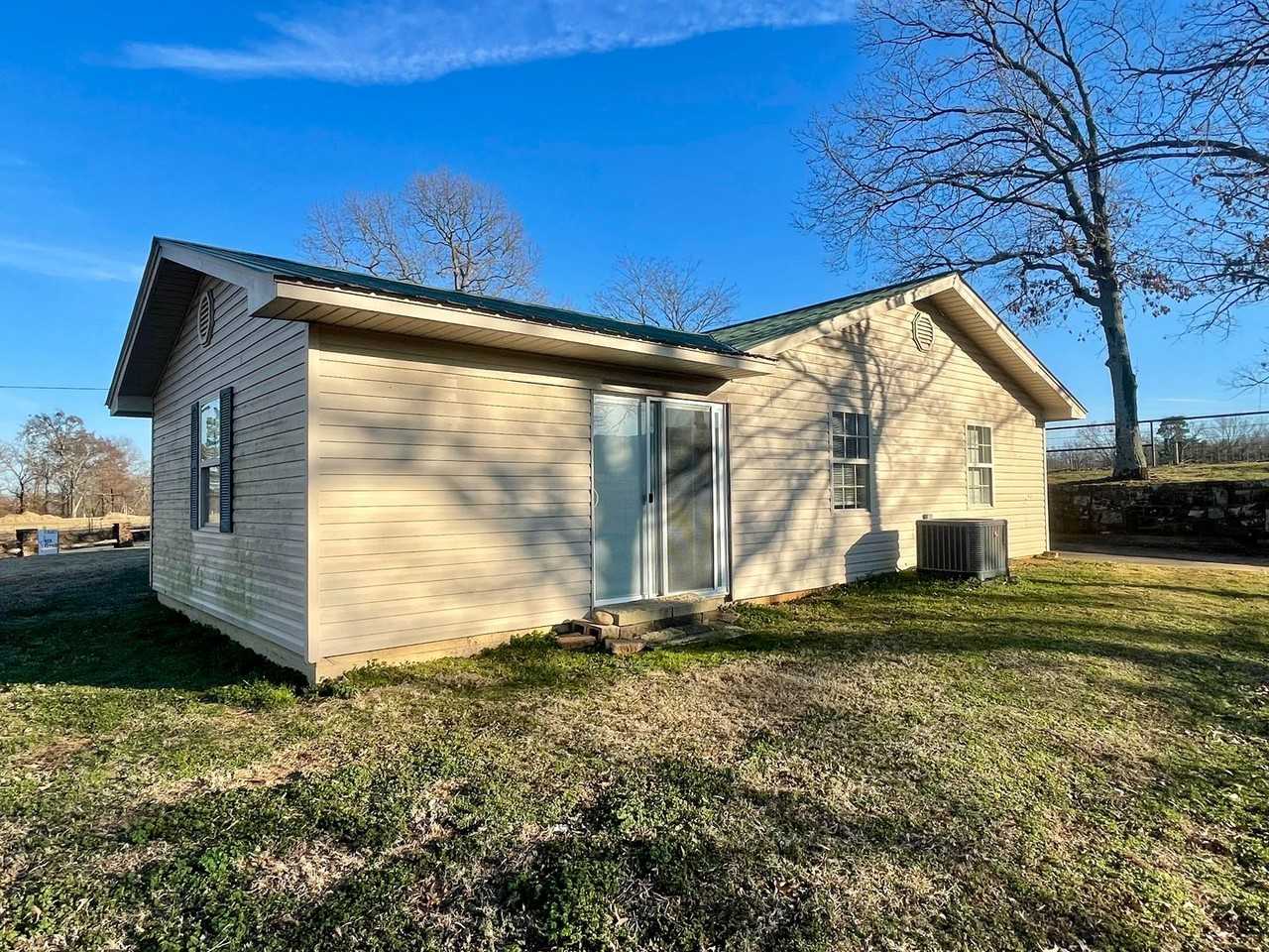 11793 11793 Bethel Rd Farm House - Photo 4 of 25