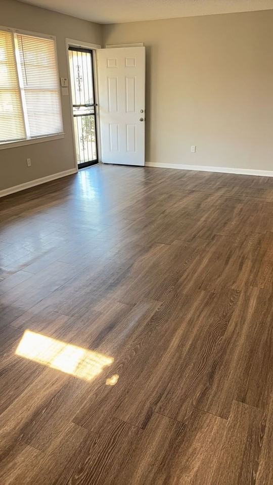 3788 Bishops Bridge Rd - Photo 3 of 12