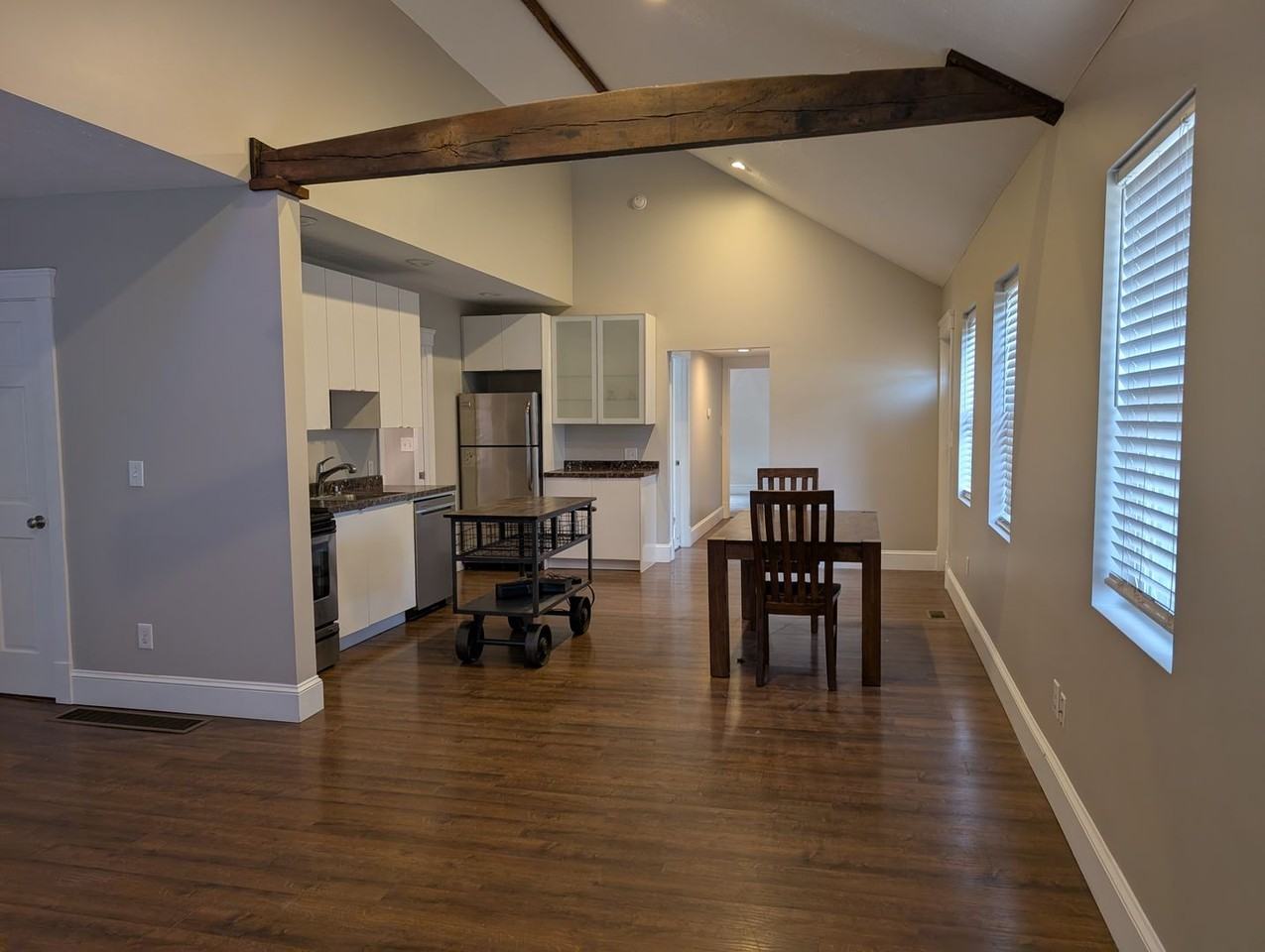 2484 W 10th St - Photo 4 of 29