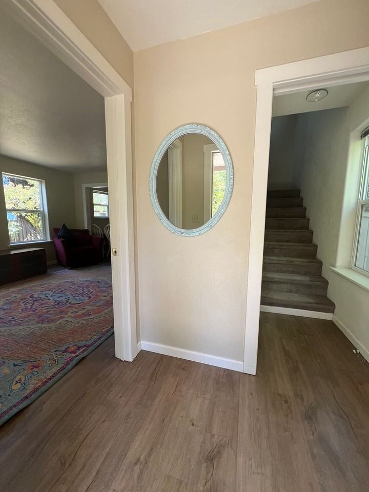 1033 E Main St - Photo 6 of 27