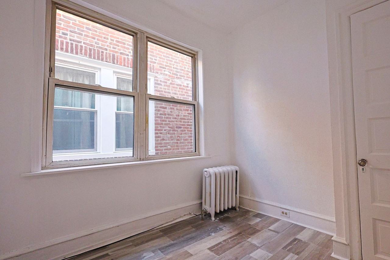 3636 Winchester Ave - Photo 7 of 17