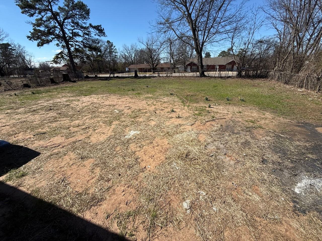 202 Lura Ln - Photo 2 of 17