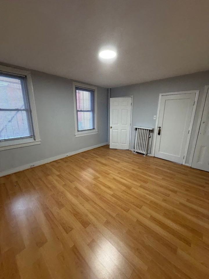 25 S 9th St - Photo 5 of 7