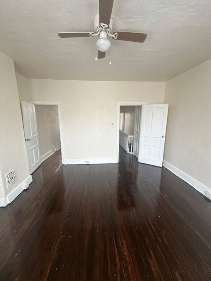 5618 Hazel Ave - Photo 3 of 14