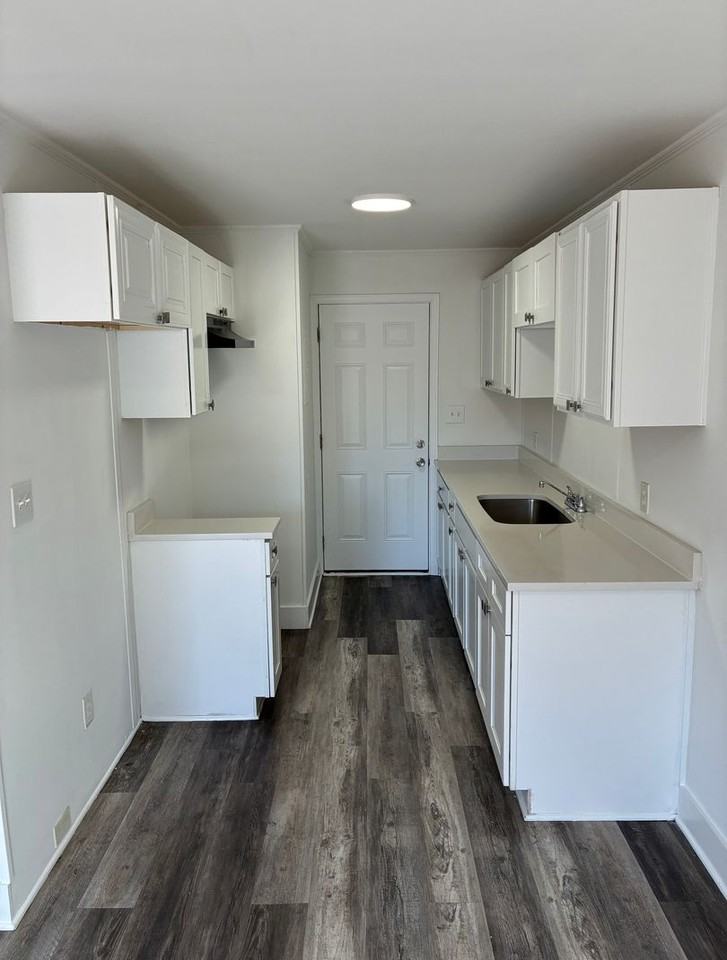 1415 Memorial Park Rd - Photo 3 of 7