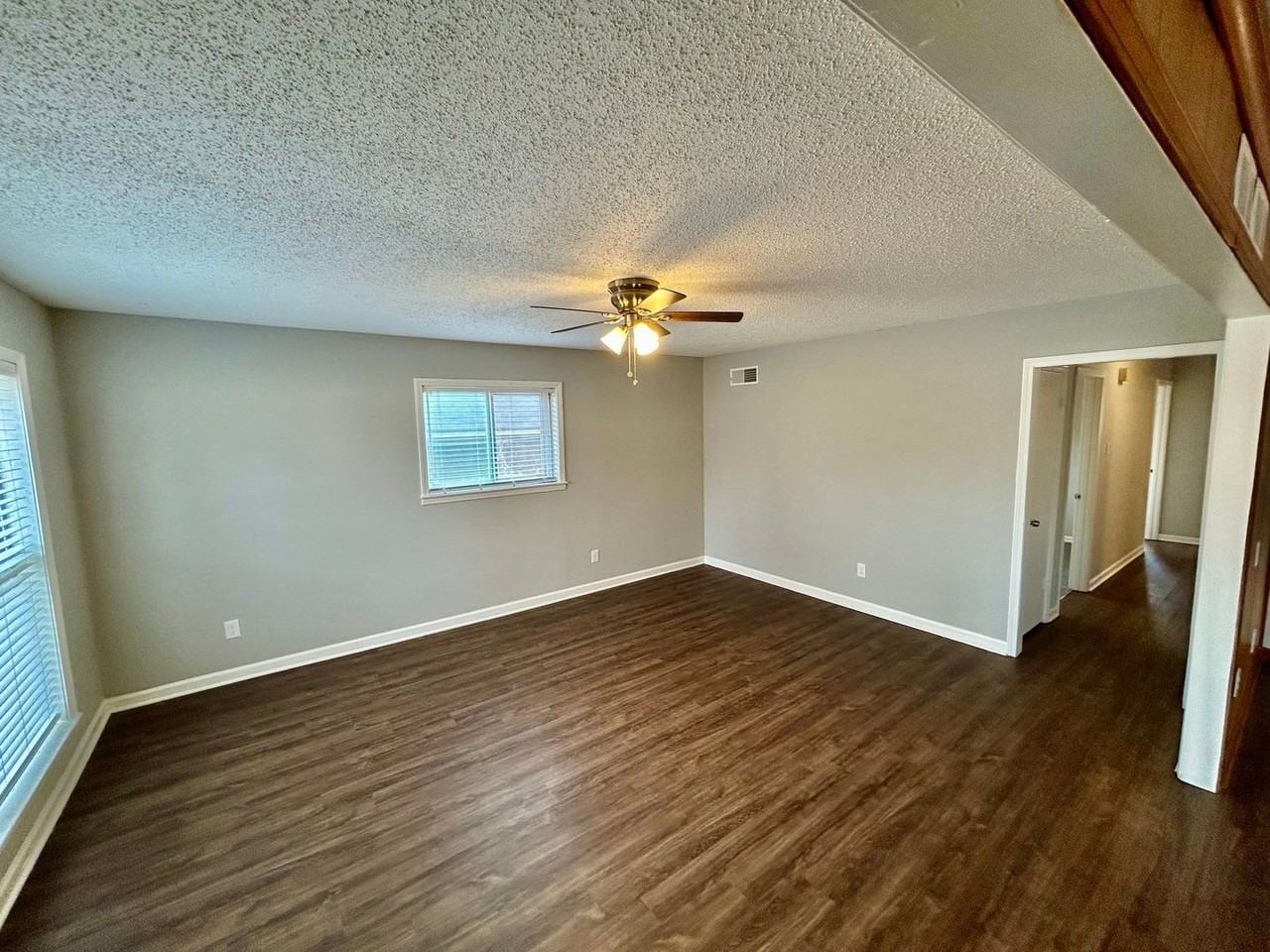 5315 Yale Rd - Photo 6 of 13