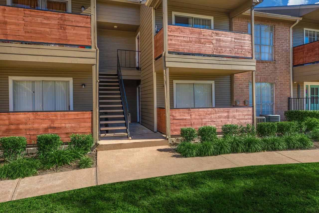 Coventry Park Apartments - Photo 4 of 50