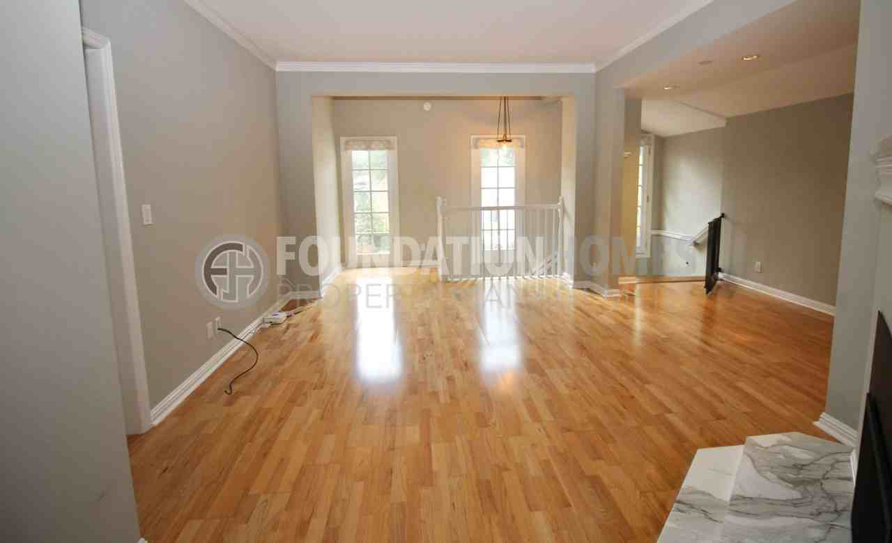 307 Oakdale Ave - Photo 6 of 31