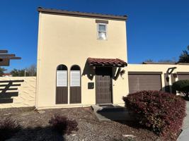 featured image of 810 Shady Oak Dr