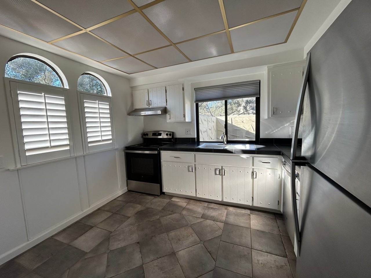 810 Shady Oak Dr - Photo 5 of 27