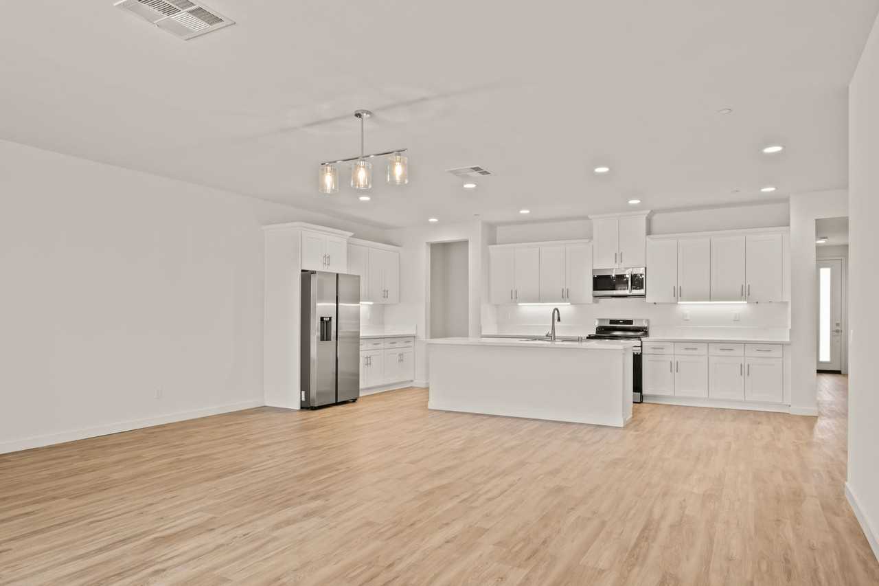 49142 Cochran Dr - Photo 4 of 24