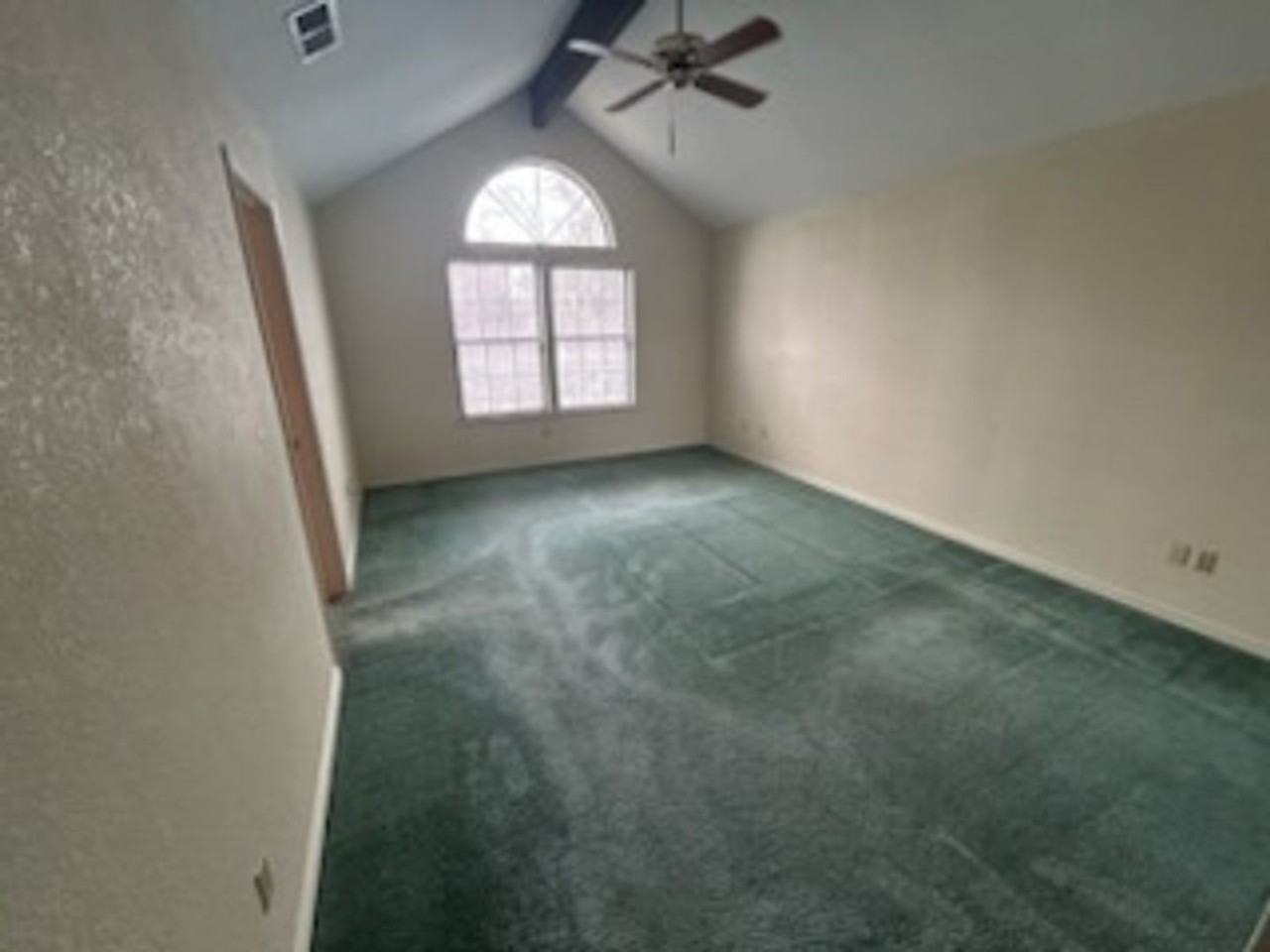 2723 Donner Way - Photo 3 of 7