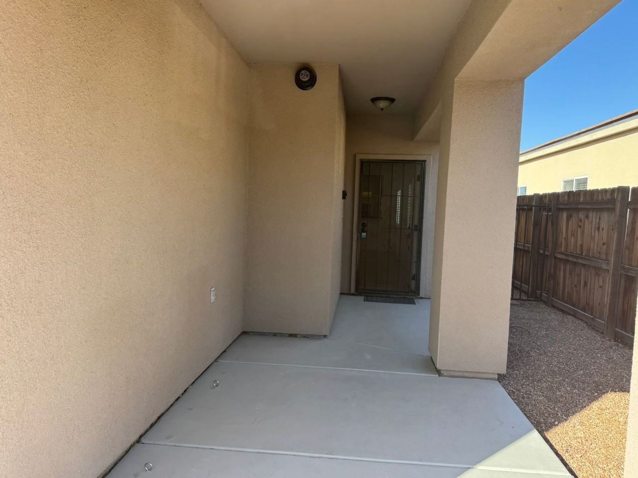 1653 Oro Ave - Photo 4 of 48