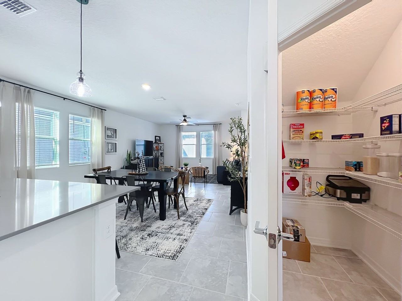 4147 Pino St - Photo 7 of 24