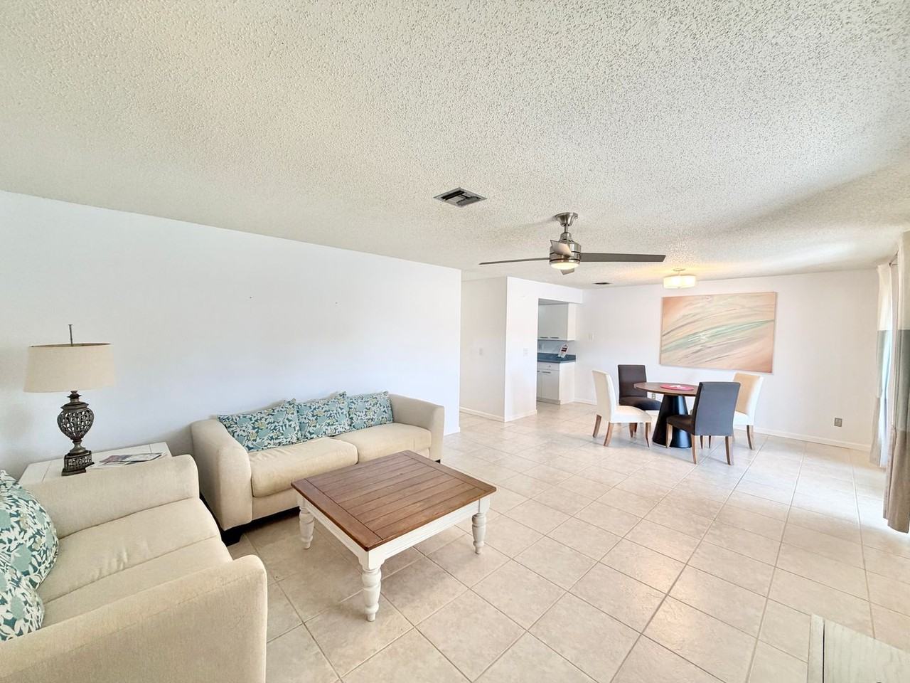 136 Harrison Rd - Photo 2 of 31