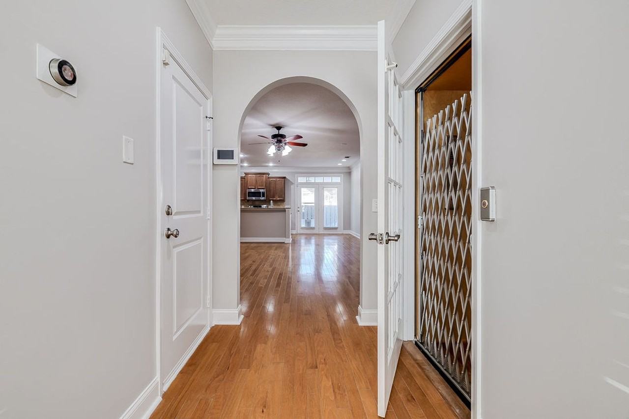 134 Ventura Pl - Photo 7 of 47