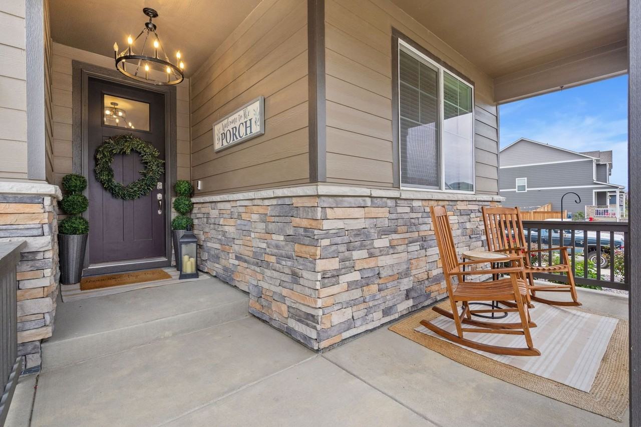 6491 Coralbell St - Photo 3 of 29