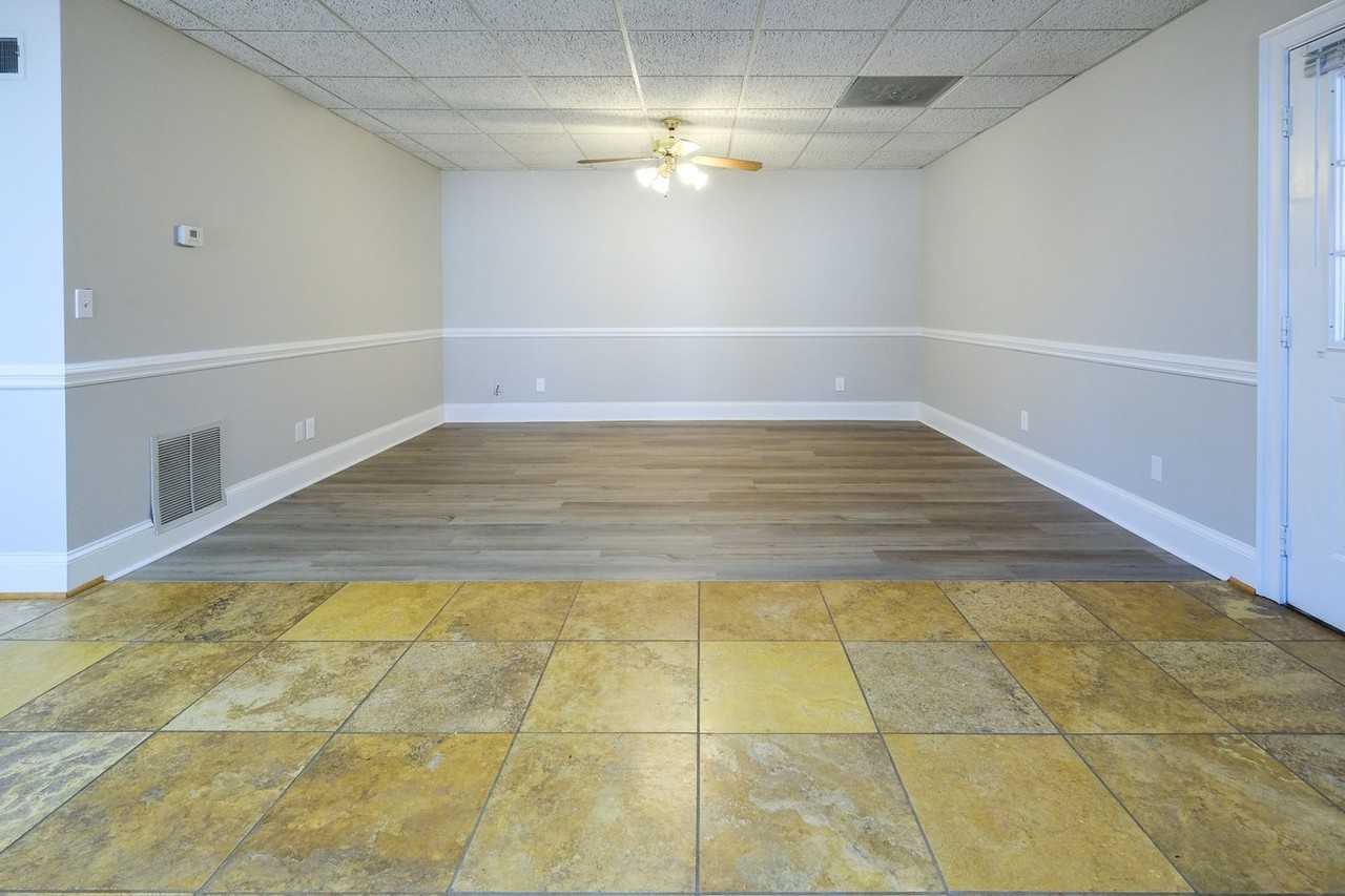 Malcom Bridge Rd - Photo 7 of 15