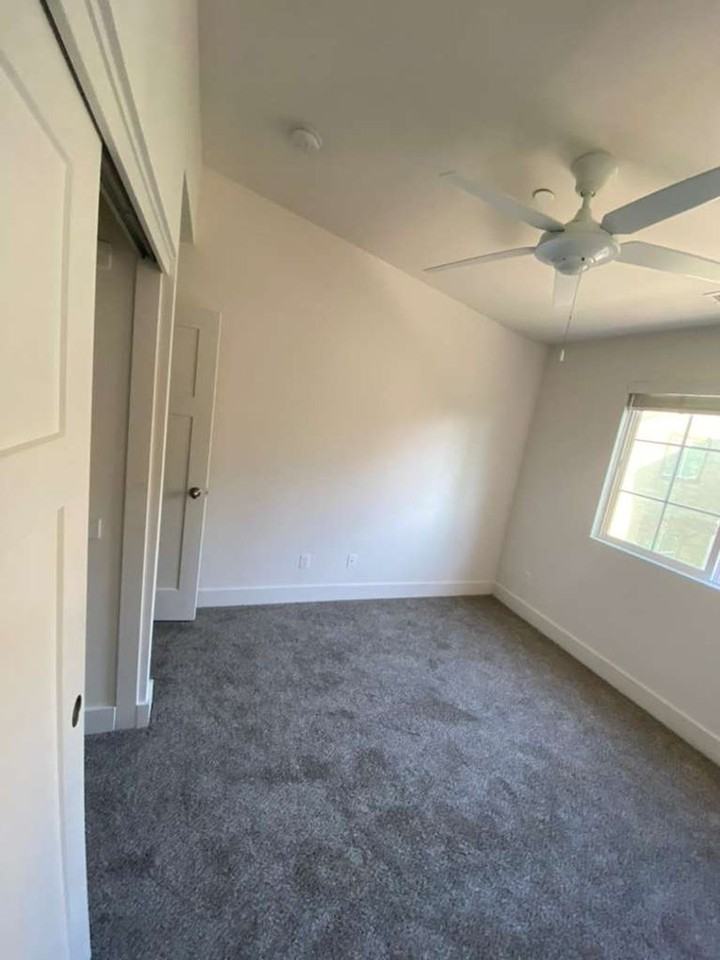 3286 Lavender Ln - Photo 2 of 16