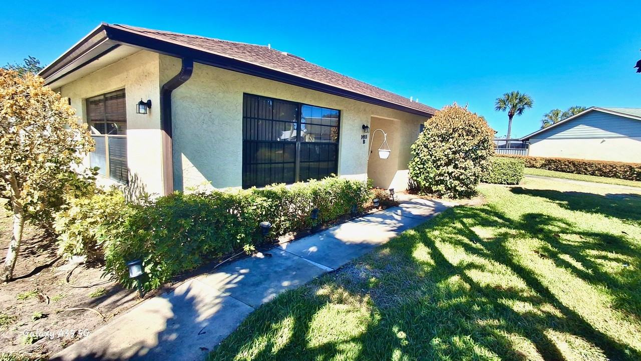 1611 Laurel Leaf Ln #B - Photo 6 of 9