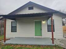 1409 Summit St - Photo 1 of 1