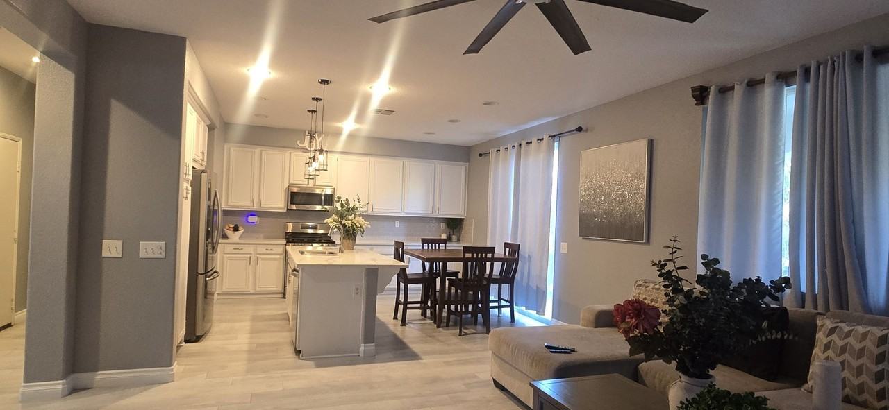 23484 Nautical Cir - Photo 5 of 20