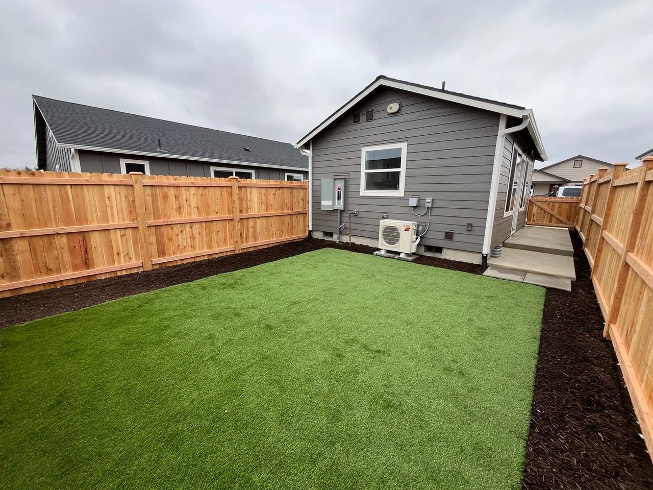 598 Ne Arnold Rd - Photo 7 of 8