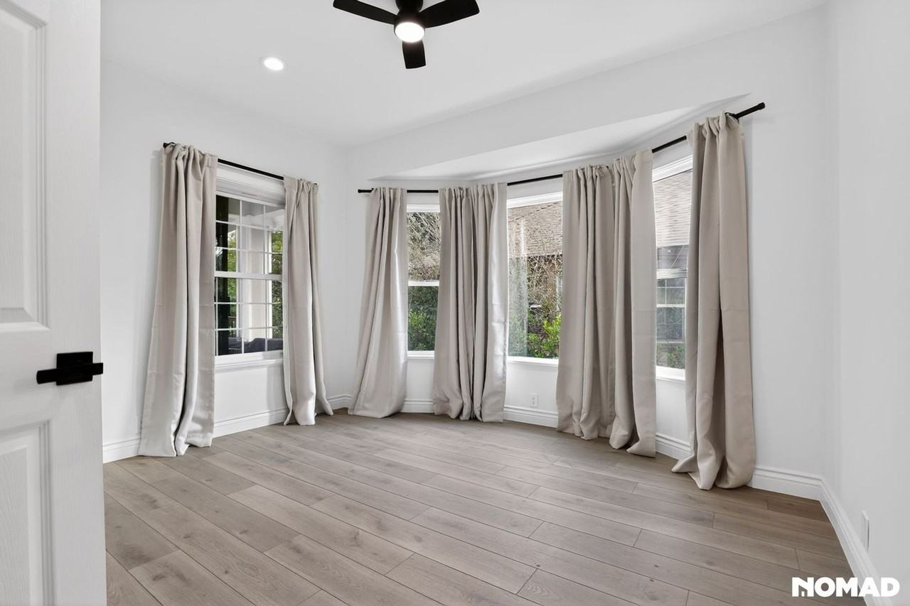 2941 S La Salle Ave - Photo 4 of 35