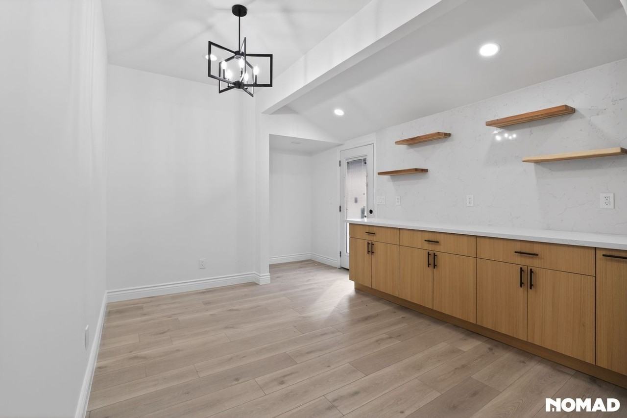 2941 S La Salle Ave - Photo 6 of 35