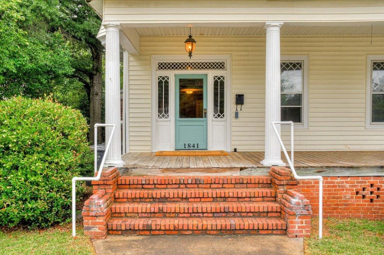 1841 Ohio Ave - Photo 2 of 36