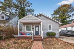 featured image of 2210 Pearl St