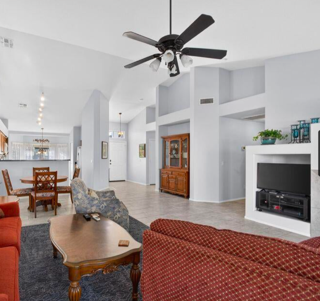 552 E Jasper Dr - Photo 2 of 24