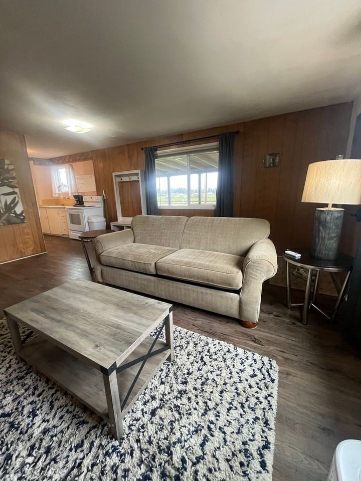 34228 Christmas Tree Ln - Photo 3 of 14