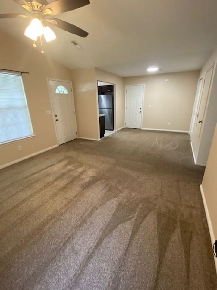 3251 W Woodfield Way - Photo 5 of 15