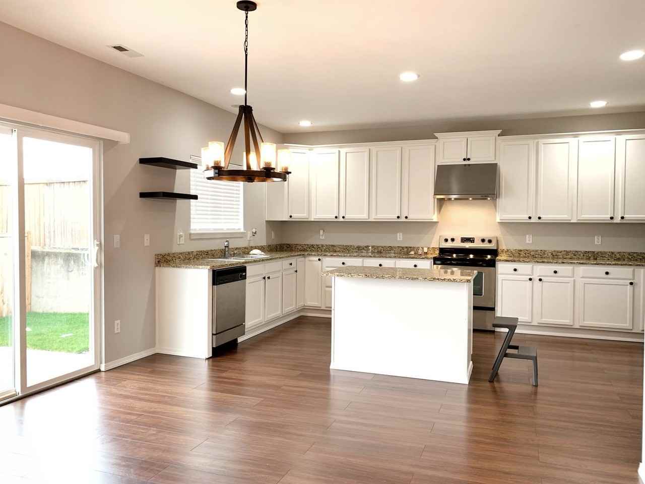 25549 Se 277th St - Photo 7 of 31