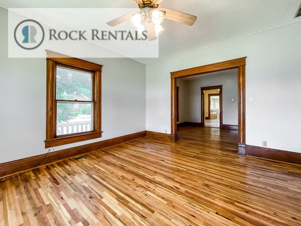 28 W 7th Ave - Photo 2 of 19